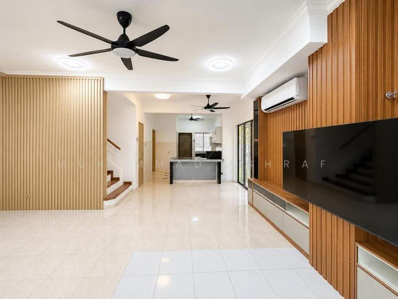 Rumah Teres 2-Tingkat untuk Dijual di Subang Jaya (Selangor) - Muhammad Ashraf . - Living Room - PropertyGuru.com.my