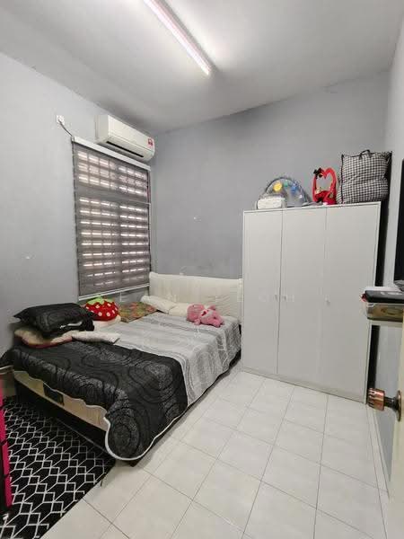 2-storey Terraced House for Sale in Bandar Putra Kulai (Kulai) - Sean Yeoh - Bedroom - PropertyGuru.com.my