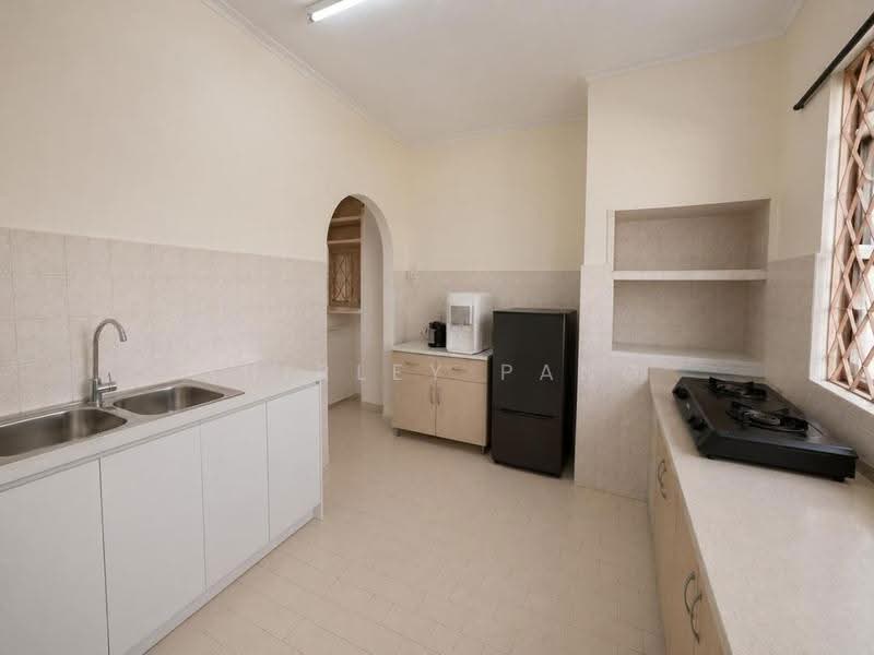 Flat for Sale at Flat Taman Ungku Tun Aminah - Shirley Pang - Kitchen - PropertyGuru.com.my