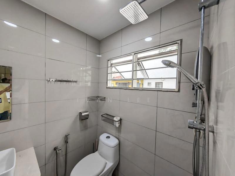 Rumah Teres 1.5-Tingkat untuk Dijual di SS3 (Petaling Jaya) - Ivan Lee - Bathroom - PropertyGuru.com.my