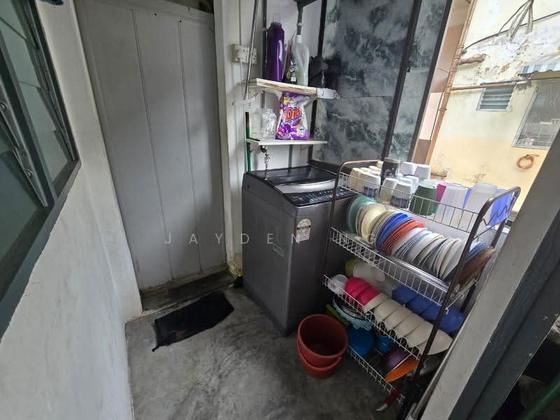 Flat for Sale at Flat Taman Ungku Tun Aminah - Jayden Ng - Interior - PropertyGuru.com.my