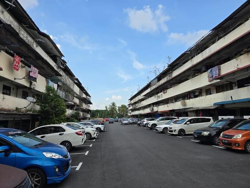 Flat for Sale at Flat Taman Ungku Tun Aminah - Jayden Ng - Exterior - PropertyGuru.com.my