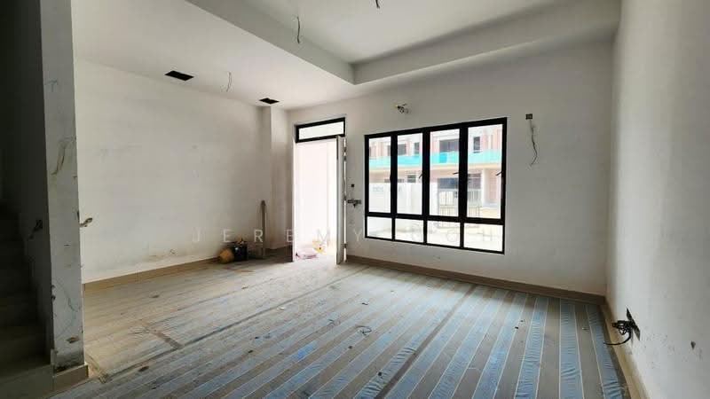 2-storey Terraced House for Sale in Taman Dato Onn (Johor Bahru) - Jeremy Goh - Living Room - PropertyGuru.com.my