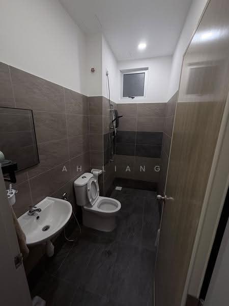 Rumah Teres 2-Tingkat untuk Dijual di Taman Impian Emas (Skudai) - Ah Liang - Bathroom - PropertyGuru.com.my