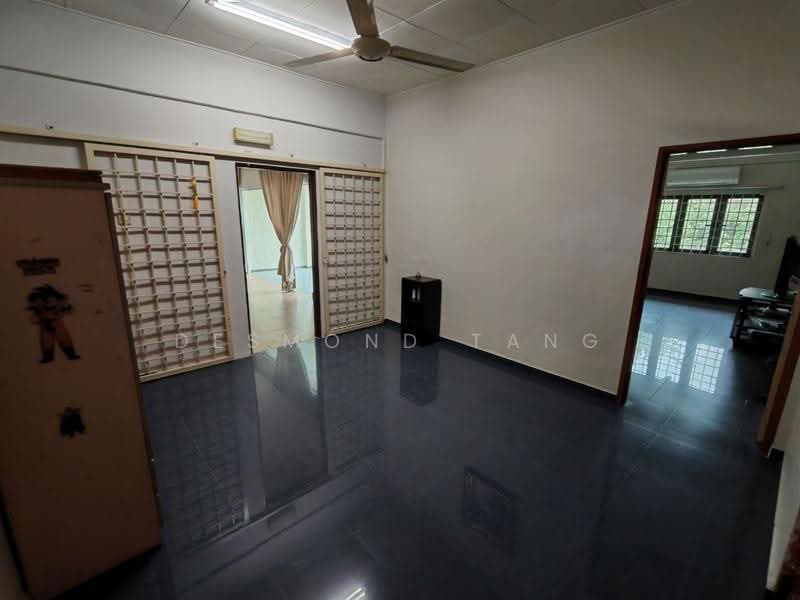 2-storey Terraced House for Rent in Bandar Sungai Long (Selangor) - Desmond Tang - Living Room - PropertyGuru.com.my