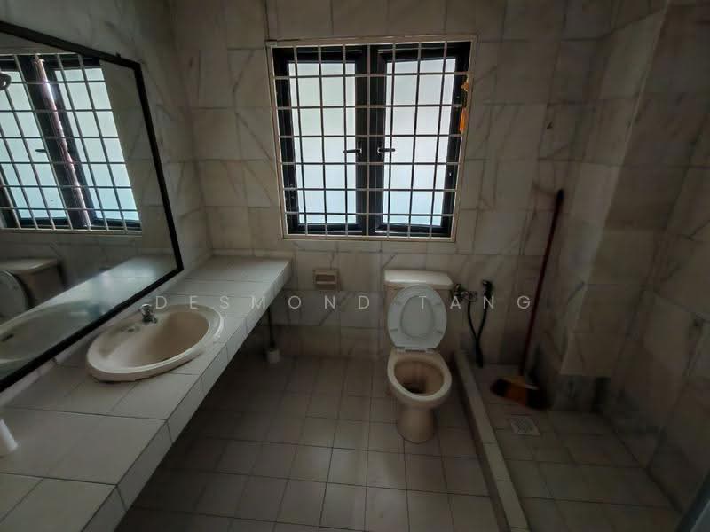 2-storey Terraced House for Rent in Bandar Sungai Long (Selangor) - Desmond Tang - Bathroom - PropertyGuru.com.my