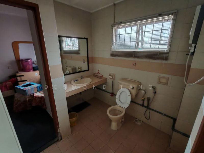 2-storey Terraced House for Rent in Bandar Sungai Long (Selangor) - Desmond Tang - Bathroom - PropertyGuru.com.my