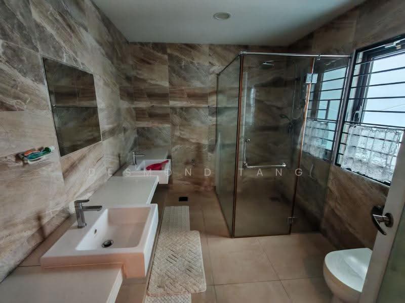 2-storey Terraced House for Rent in Bandar Sungai Long (Selangor) - Desmond Tang - Bathroom - PropertyGuru.com.my