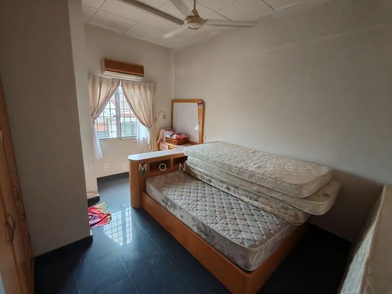 2-storey Terraced House for Rent in Bandar Sungai Long (Selangor) - Desmond Tang - Bedroom - PropertyGuru.com.my