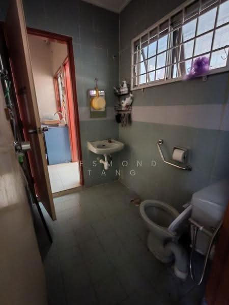 2-storey Terraced House for Rent in Bandar Sungai Long (Selangor) - Desmond Tang - Bathroom - PropertyGuru.com.my