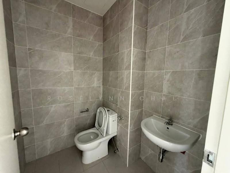 2-storey Terraced House for Rent in Eco Spring (Johor Bahru) - Roselynn Chai - Bathroom - PropertyGuru.com.my