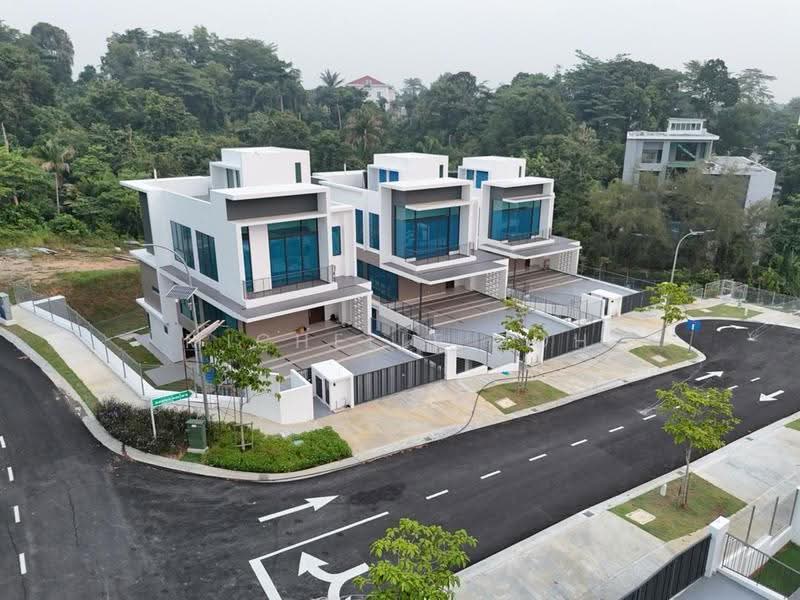 Bungalow House untuk Dijual di Kayangan Heights (Shah Alam) - Michelle Boh - Exterior - PropertyGuru.com.my