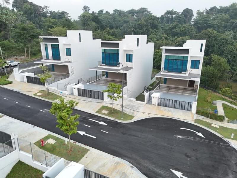 Bungalow House untuk Dijual di Kayangan Heights (Shah Alam) - Michelle Boh - Exterior - PropertyGuru.com.my