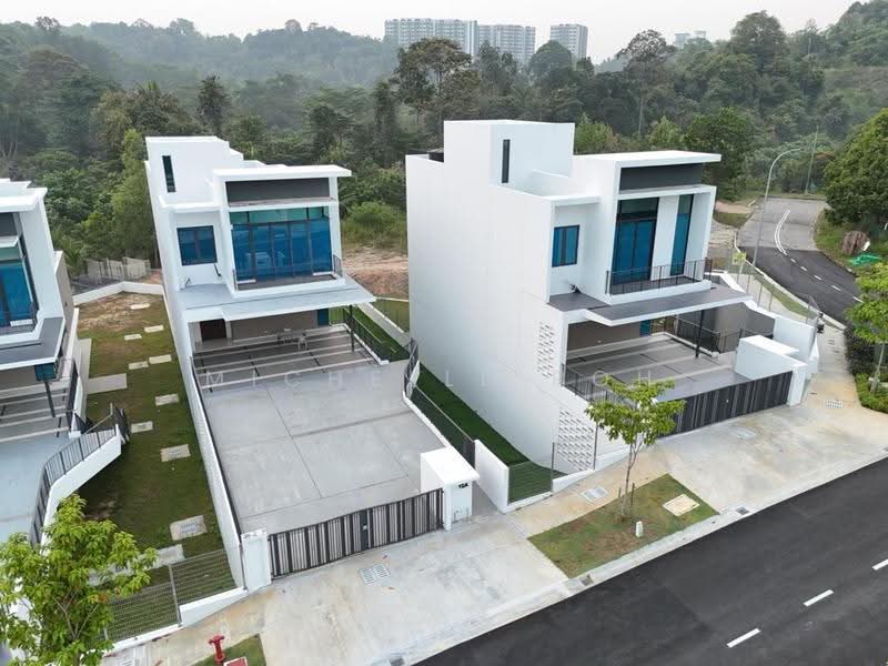 Bungalow House untuk Dijual di Kayangan Heights (Shah Alam) - Michelle Boh - Exterior - PropertyGuru.com.my