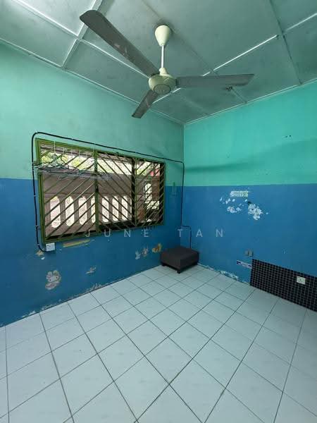 1-storey Terraced House for Sale in Taman Putri Kulai (Kulai) - June Tan - Interior - PropertyGuru.com.my