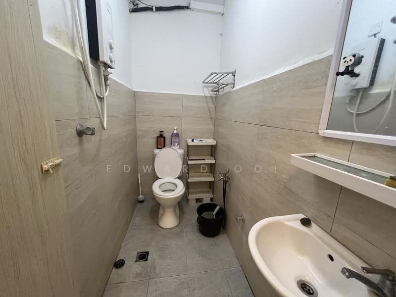 2-storey Terraced House for Sale in Alam Damai (Cheras) - Edward Ooi - Bathroom - PropertyGuru.com.my