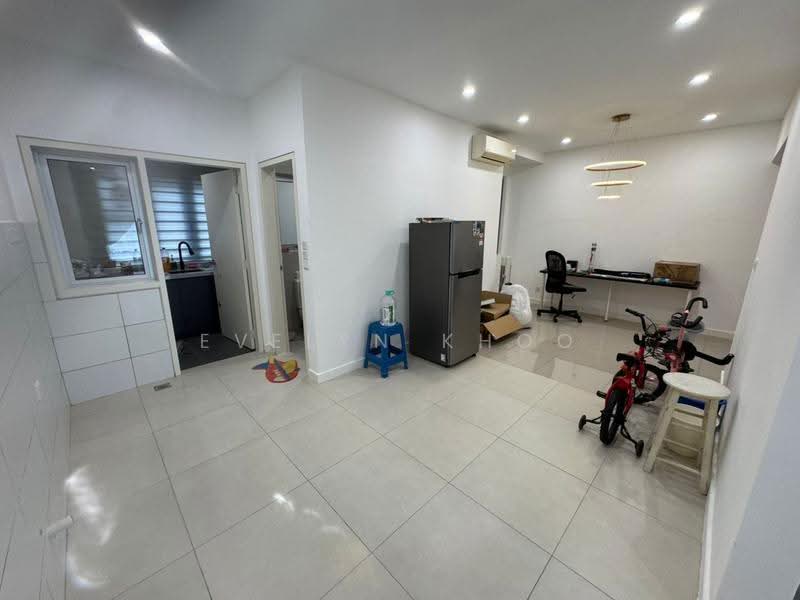 2-storey Terraced House for Rent in Kota Emerald (Rawang) - Evelyn Khoo - Kitchen - PropertyGuru.com.my