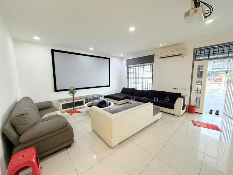2-storey Terraced House for Sale in Setia Tropika (Johor Bahru) - Anson Chong - Living Room - PropertyGuru.com.my