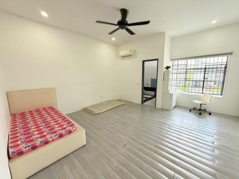 2-storey Terraced House for Sale in Setia Tropika (Johor Bahru) - Anson Chong - Bedroom - PropertyGuru.com.my