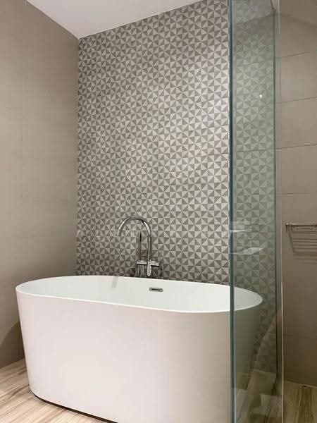 Service Residence for Sale at Hampton Height Damansara - Albert Ho - Bathroom - PropertyGuru.com.my