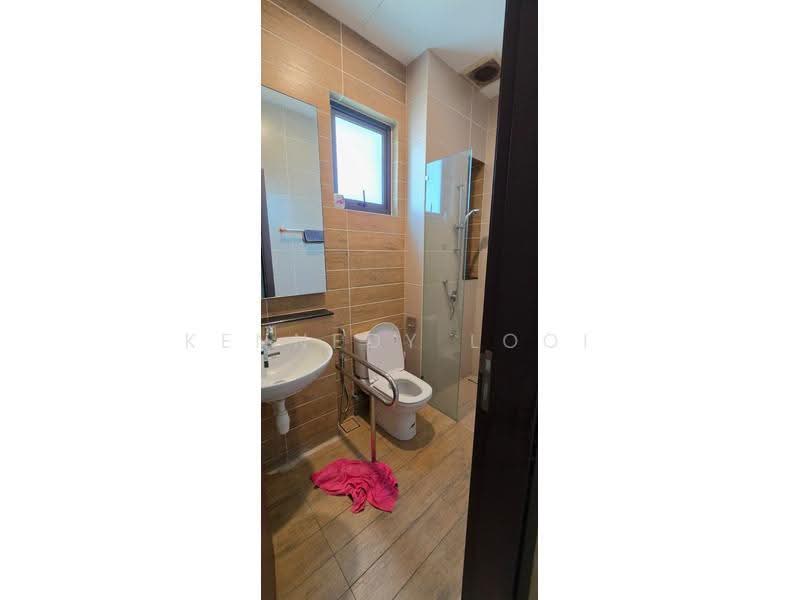 Rumah Teres untuk Disewa di Iskandar Puteri (Nusajaya) (Johor) - Kennedy Looi - Bathroom - PropertyGuru.com.my