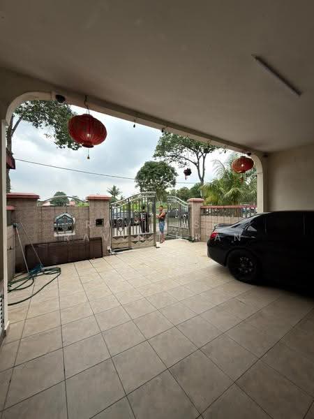 2-storey Terraced House for Sale in Kampung Melayu Kangkar Pulai (Pulai) - Ravinish Ravinthran - Exterior - PropertyGuru.com.my