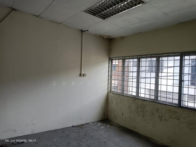 Factory for Sale in Jalan Klang Lama (Old Klang Road) (Kuala Lumpur) - Chris Choo - Interior - PropertyGuru.com.my