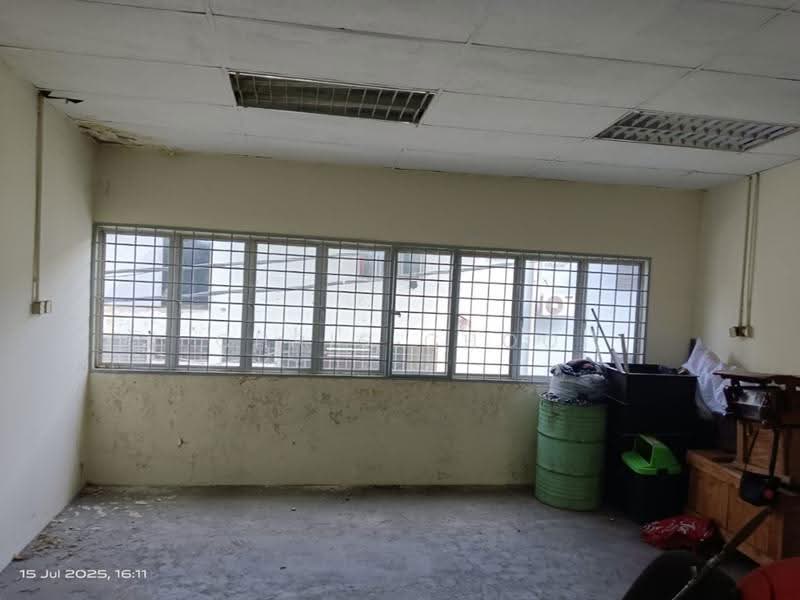 Factory for Sale in Jalan Klang Lama (Old Klang Road) (Kuala Lumpur) - Chris Choo - Interior - PropertyGuru.com.my