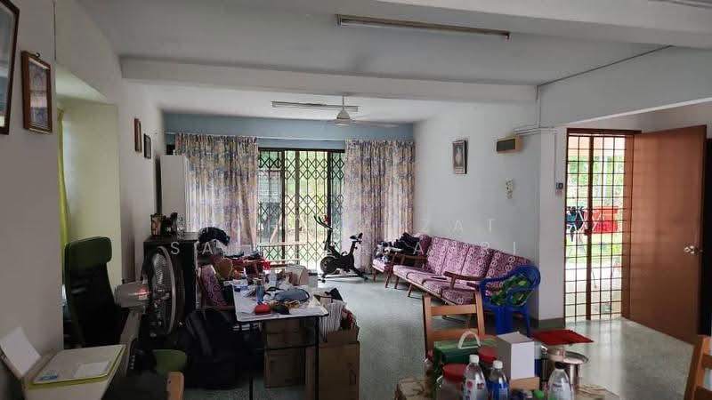 Bungalow House untuk Dijual di Taman Ibukota (Setapak) - Mohd Aizat Saiful Bahri - Living Room - PropertyGuru.com.my