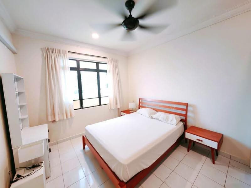 Kondominium untuk Disewa di Golf Vista Resort Homes - Qazin Khoo - Bedroom - PropertyGuru.com.my