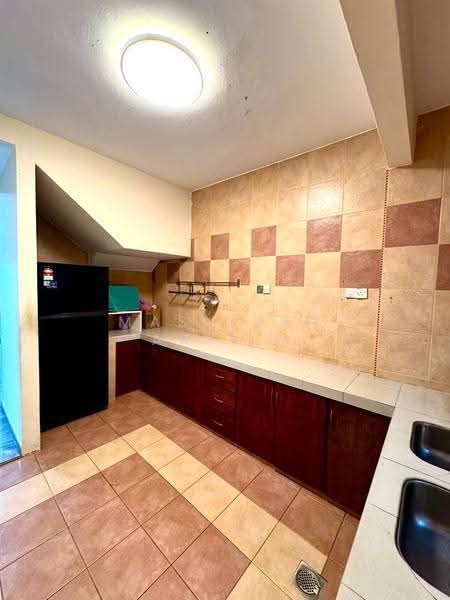 2-storey Terraced House for Sale in Taman Bukit Permai (Ampang) - Masnizah Arifin - Kitchen - PropertyGuru.com.my