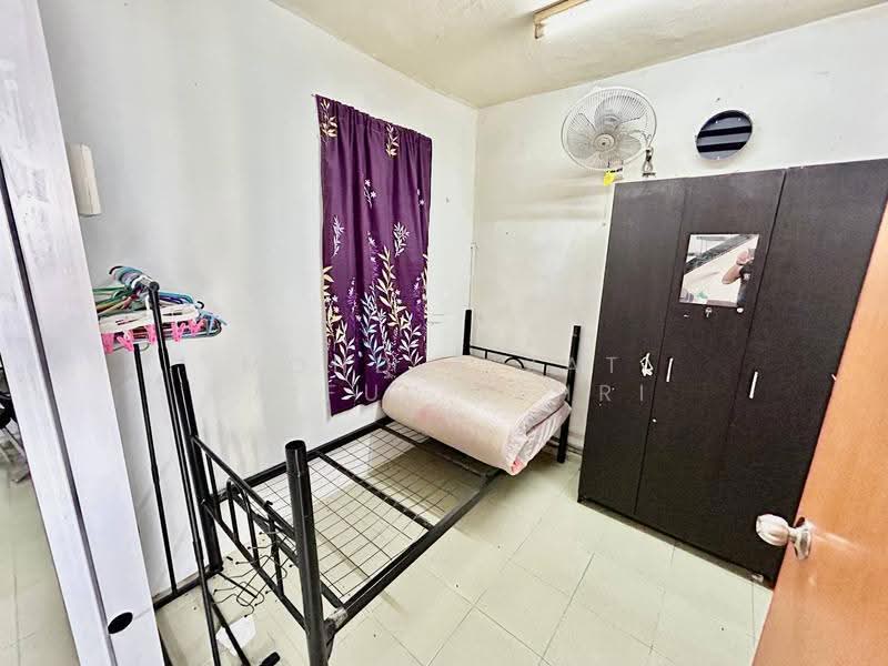 Rumah Teres untuk Dijual di Desa Setapak (Wangsa Maju) - Mohd Aizat Saiful Bahri - Bedroom - PropertyGuru.com.my