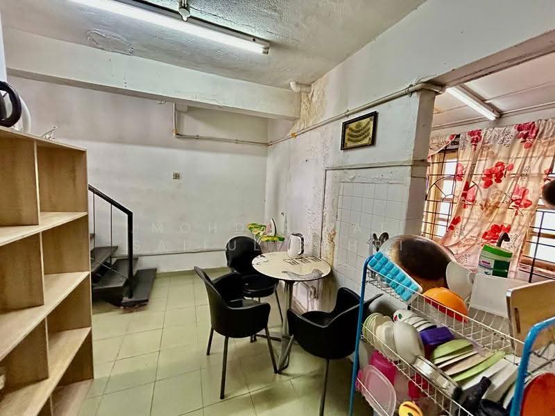 Rumah Teres untuk Dijual di Desa Setapak (Wangsa Maju) - Mohd Aizat Saiful Bahri - Kitchen - PropertyGuru.com.my