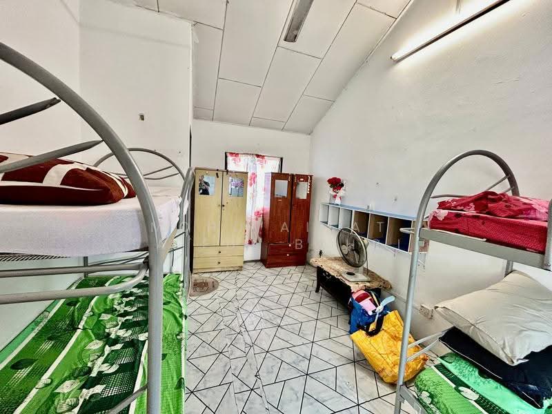 Rumah Teres untuk Dijual di Desa Setapak (Wangsa Maju) - Mohd Aizat Saiful Bahri - Bedroom - PropertyGuru.com.my