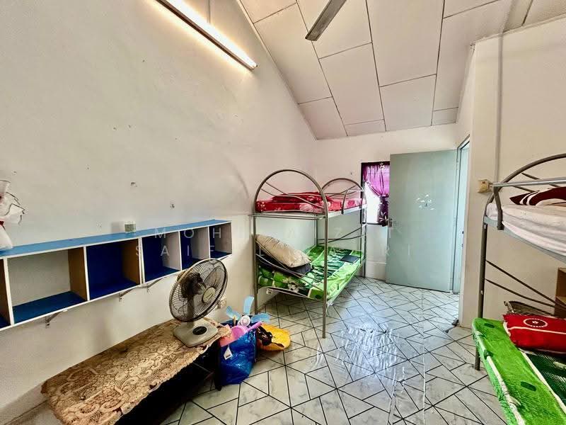 Rumah Teres untuk Dijual di Desa Setapak (Wangsa Maju) - Mohd Aizat Saiful Bahri - Bedroom - PropertyGuru.com.my