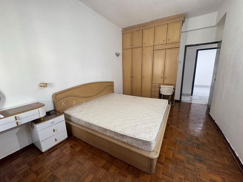 Kondominium untuk Dijual di Bukit Gembira Condominium - Kelvin Pook - Bedroom - PropertyGuru.com.my