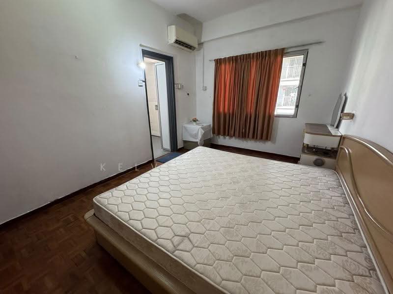 Kondominium untuk Dijual di Bukit Gembira Condominium - Kelvin Pook - Bedroom - PropertyGuru.com.my