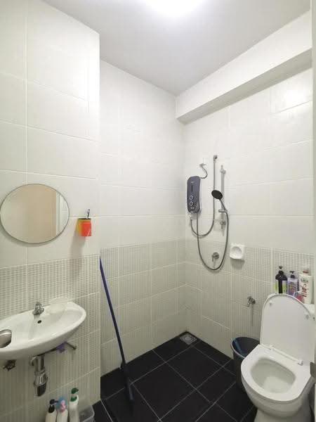 Rumah Teres 2-Tingkat untuk Dijual di Kota Masai (Pasir Gudang) - Darren Ler - Bathroom - PropertyGuru.com.my