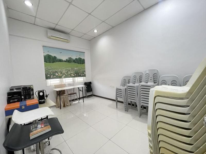Shop / Office for Rent in Skudai (Johor) - KK Koh - Interior - PropertyGuru.com.my