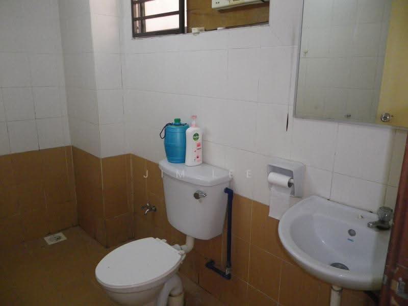 Pangsapuri untuk Dijual di Plaza Metro Prima - Jim Lee - Bathroom - PropertyGuru.com.my