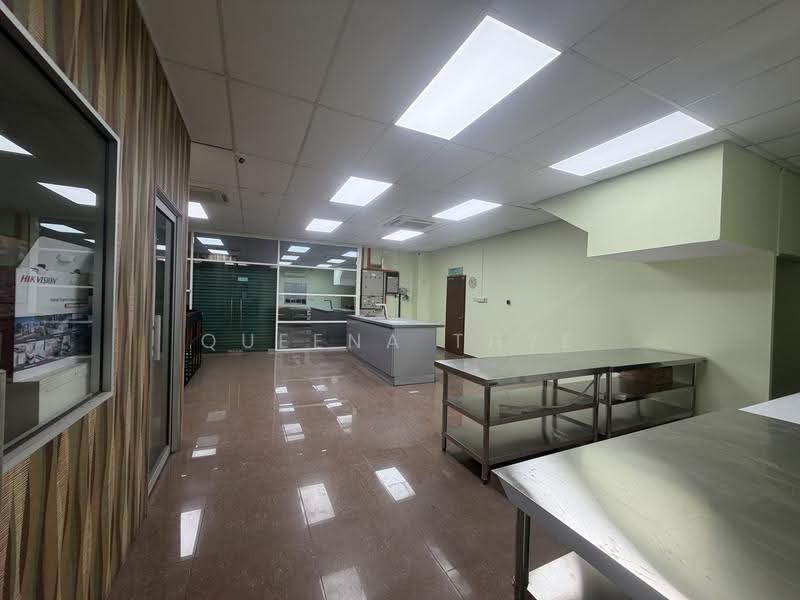 Cluster Factory for Rent in Taman Kempas Utama (Tebrau) - Queena Thye - Kitchen - PropertyGuru.com.my