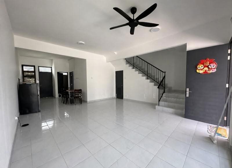 2-storey Terraced House for Rent in Taman Austin Duta (Tebrau) - Desmond Lee - Living Room - PropertyGuru.com.my