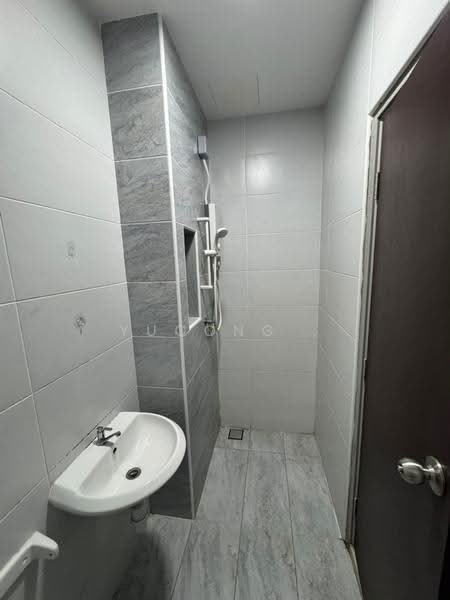Condominium for Sale at KSL Residence 2 @ Kangkar Tebrau - Yucong . - Bathroom - PropertyGuru.com.my