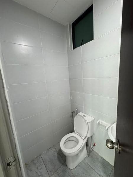 Condominium for Sale at KSL Residence 2 @ Kangkar Tebrau - Yucong . - Bathroom - PropertyGuru.com.my