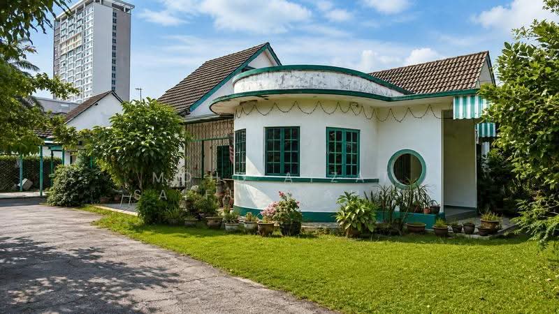 Bungalow House for Sale in Keramat (Kuala Lumpur) - Mohd Aizat Saiful Bahri - Exterior - PropertyGuru.com.my