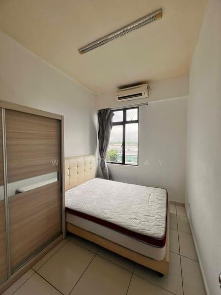 Kediaman Servis untuk Dijual di Sky Gardens Residences - Wendy Tay - Bedroom - PropertyGuru.com.my