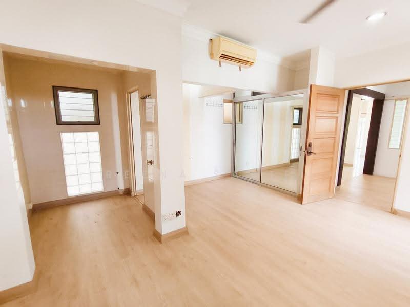Rumah Teres 2-Tingkat untuk Dijual di Bukit Jelutong (Shah Alam) - Reena Sarif - Interior - PropertyGuru.com.my