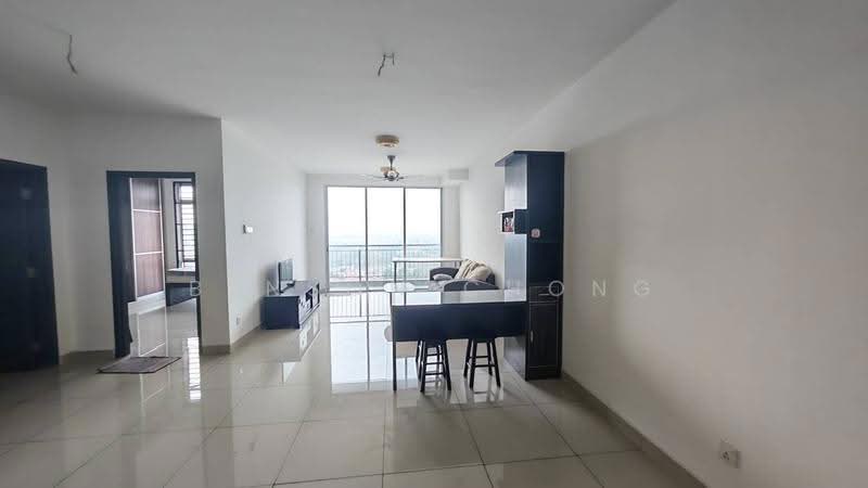 Kediaman Servis untuk Dijual di D'Ambience Residences (Pangsapuri Ikatan Flora) - Benson Chong - Living Room - PropertyGuru.com.my