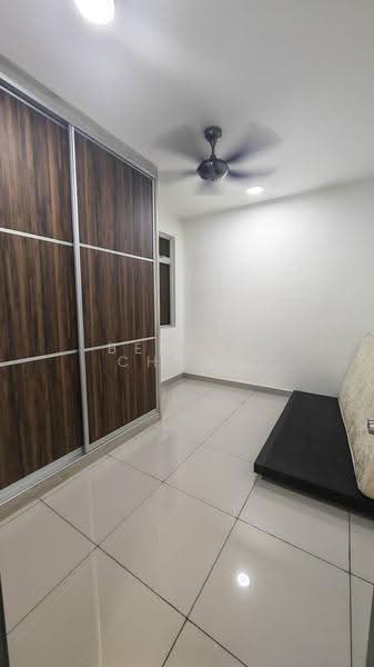 Kediaman Servis untuk Dijual di D'Ambience Residences (Pangsapuri Ikatan Flora) - Benson Chong - Bedroom - PropertyGuru.com.my