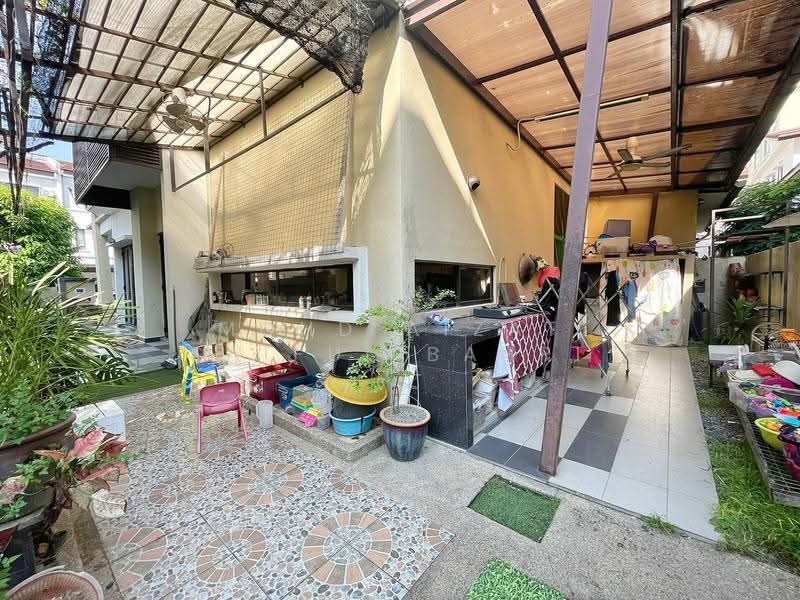 Rumah Berkembar untuk Dijual di Taman Tropika 2 (Kajang) - Mohd Aizat Saiful Bahri - Exterior - PropertyGuru.com.my